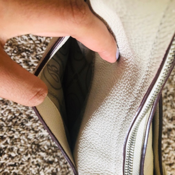 Beautiful Brighton Medallion Handbag - Picture 7 of 10